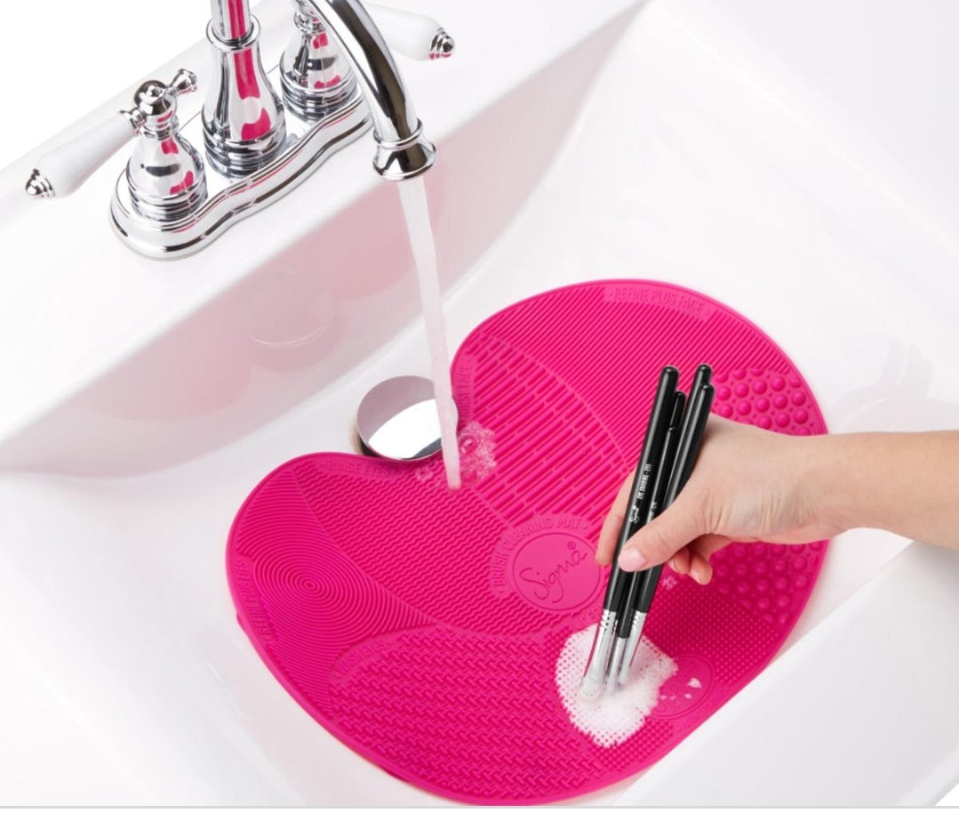 Makeup Washing Brush Gel Cleaning Mat